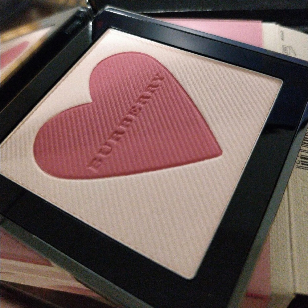 Burberry london with love blush